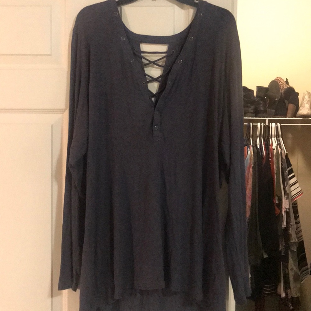 Snap up long sleeve with lace back